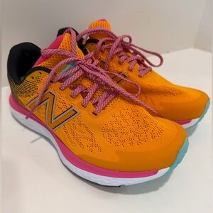 New Balance 680v7 Fresh Foam W680YW7 Orange/Pink Running Shoes - Womens Size 8.5
